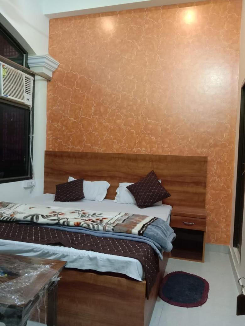 Ramam Hotel By Naavagat 700Mtr From Shri Ram Janambhumi Ayodhya Kültér fotó